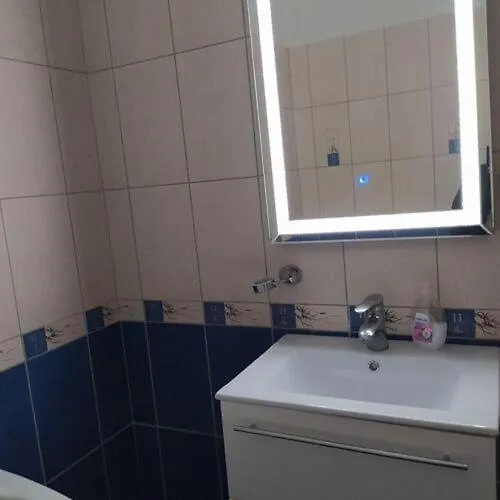 Apartment Kristaly Apartman Szeged
